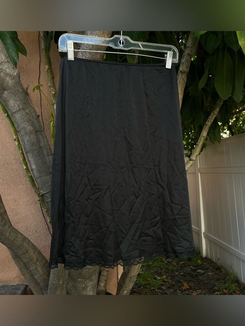 Vintage Black Skirt Slip !
